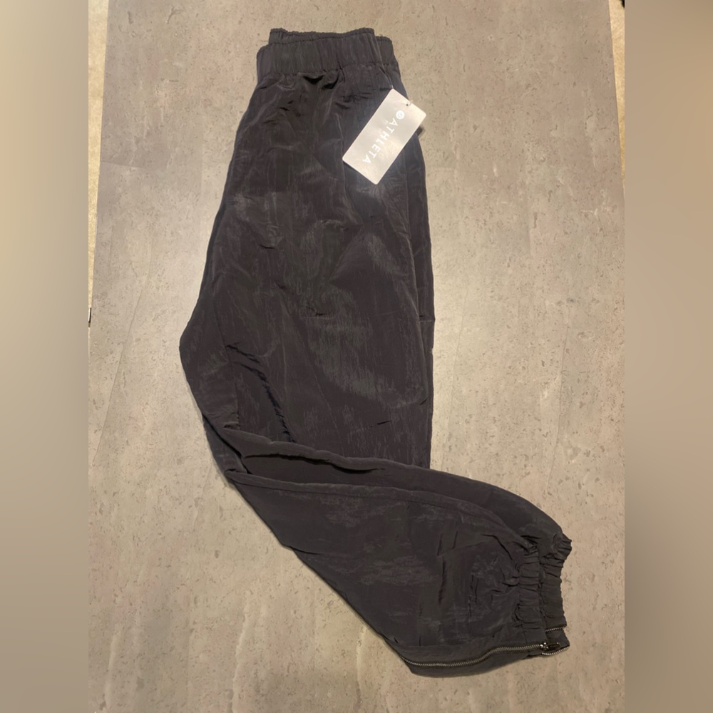Athleta Pursuit Jogger-Black - Picture 2 of 7